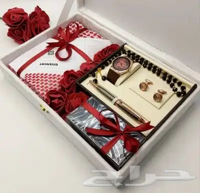 جديد بكساات رجالي شماغ قلم وكبك ساعه وسبحه وعطر 3