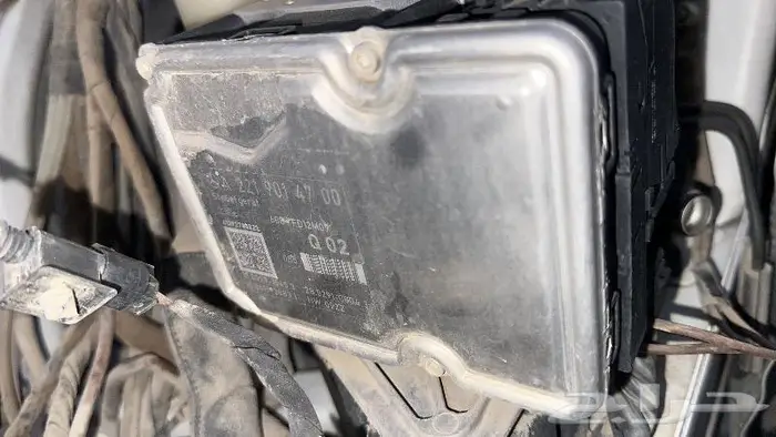 قطع غيار 2013s300مرسيدس 22