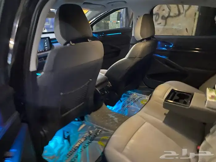 تركيب ليد داخلي على سيارة فورد توريس ترند 2023 6