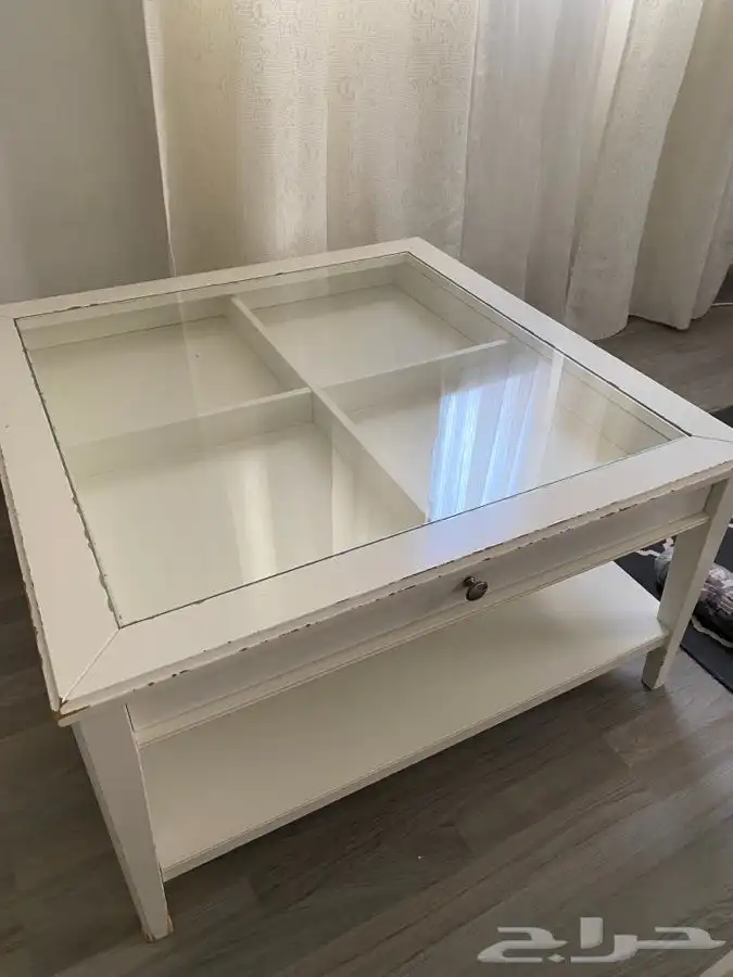 طاولة كبيرة 0