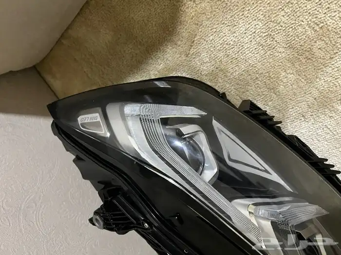 طقم شمعات بي ام 300   2023 5