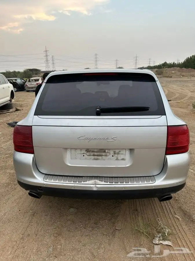 قطع غيار تشليح بورش كايين 2005 3