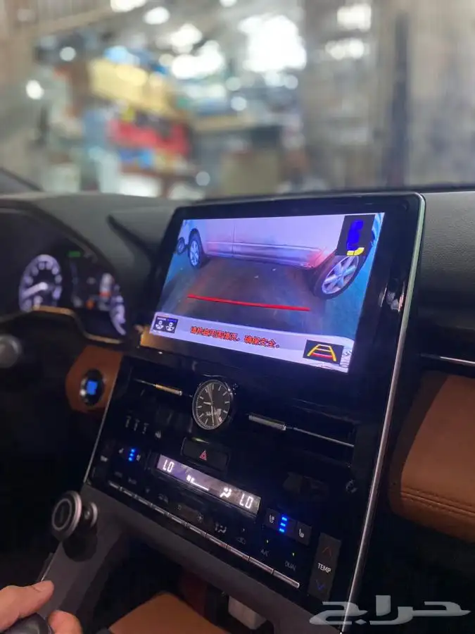 شاشه افلون من موديل 2019 الى 2023Avalon screen from 2019 to 2