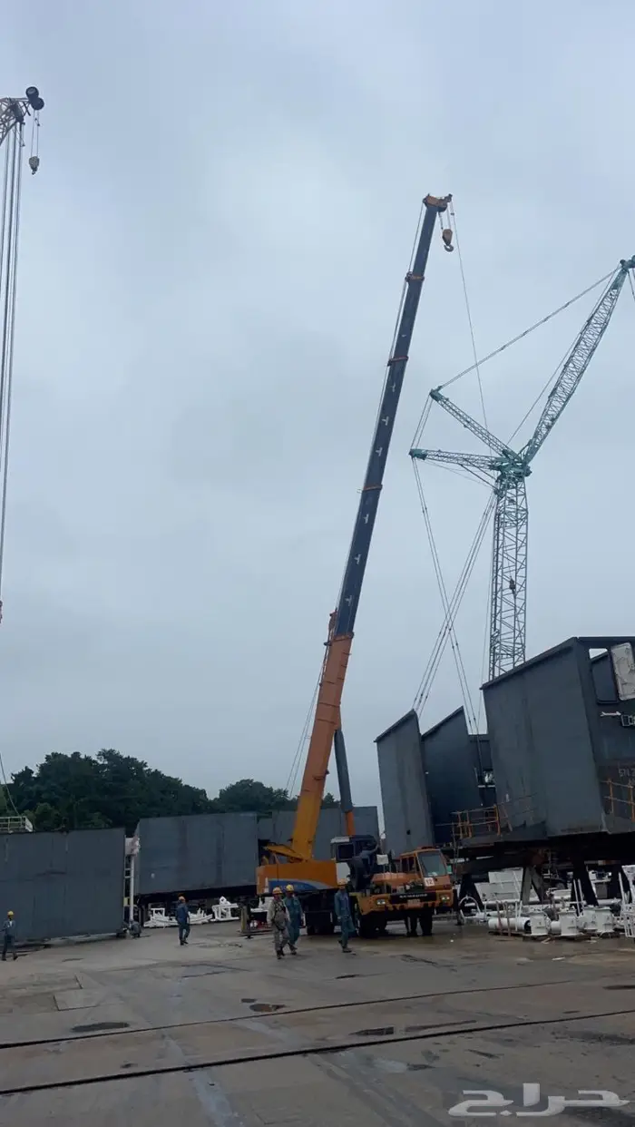 Craen and boom Truck available for Rent and sale 0