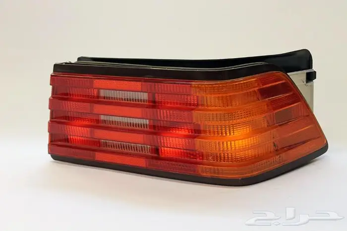 اصطب مرسيدس 129 يمين مستعمل 1