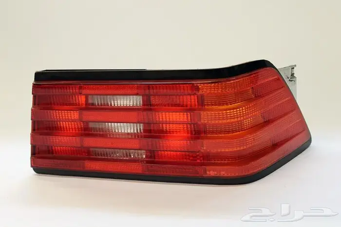 اصطب مرسيدس 129 يمين مستعمل 2