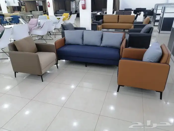 كنب جلد جديد بالكرتون 2