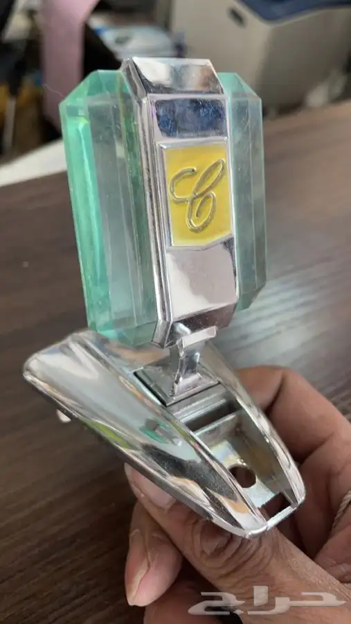 تمثال كبوت سدرك او كراون 0