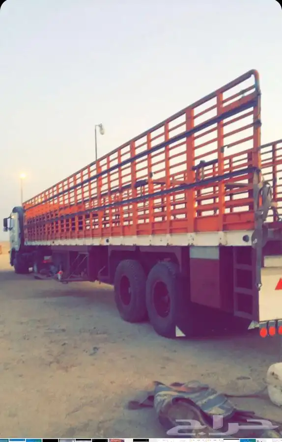 تريله النقل الابل والاعلاف والاغنام 0
