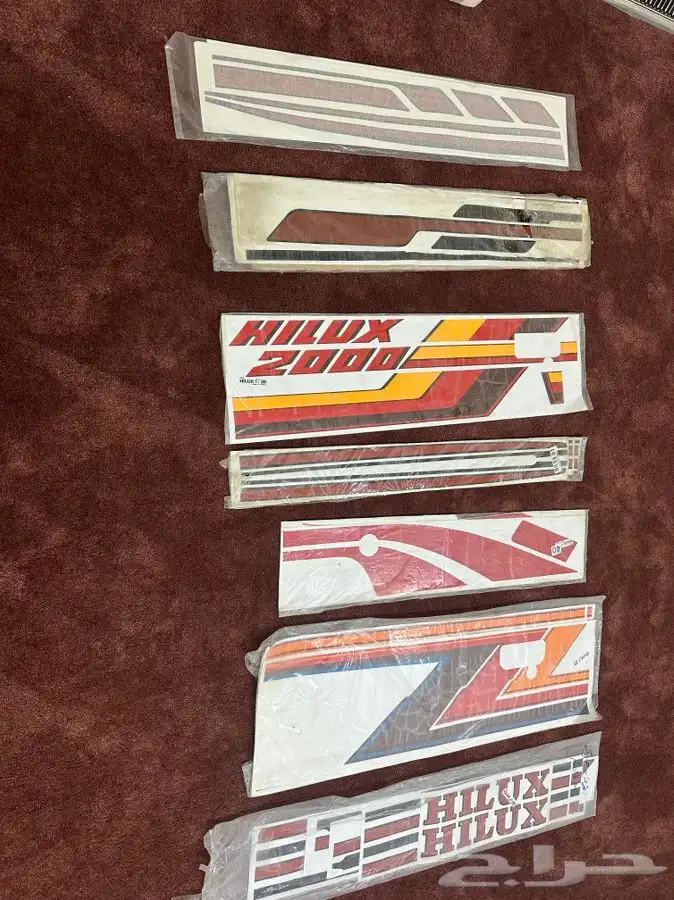 للبيع خطوط هايلوكس قديمه 80-81-85-86 1