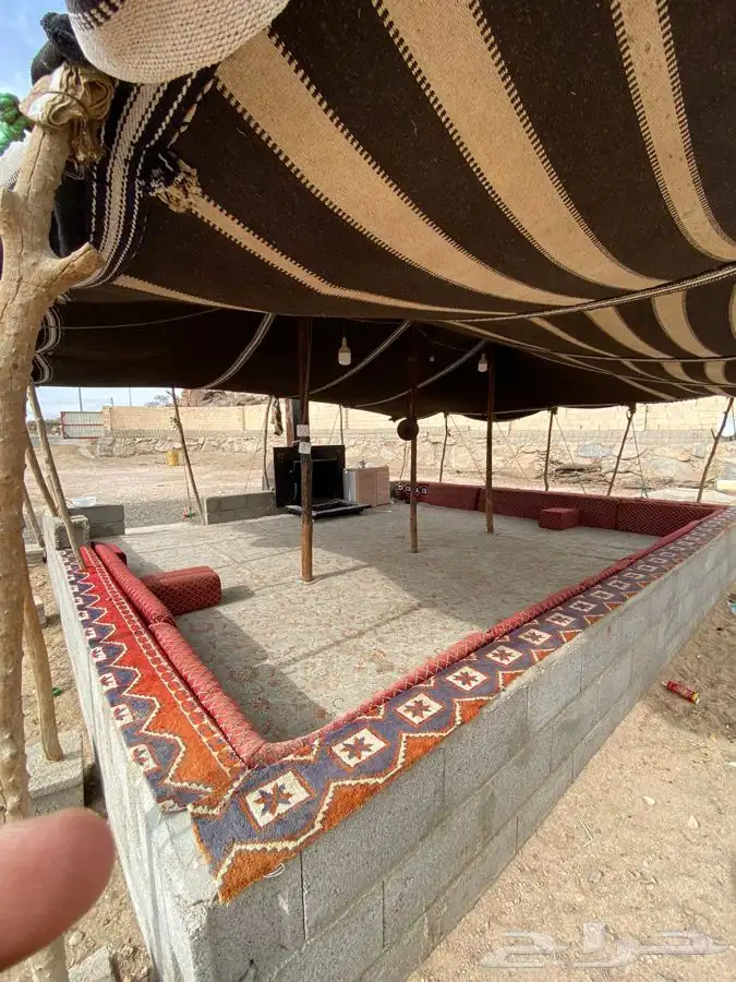بيت شعر الماني نظيف للبيع 2