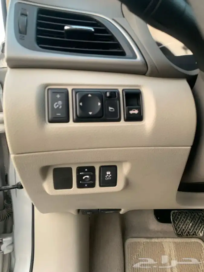 للبيع نيسان سنترا بحالة الوكالة 2019 15