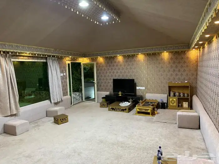 عرض إستراحة النخيل 300 1