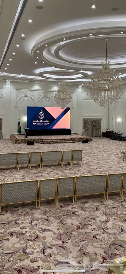 شاشات عرض عملاقة و بث مباشر و تصوير 3