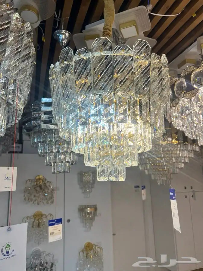 نجف ثريات 29