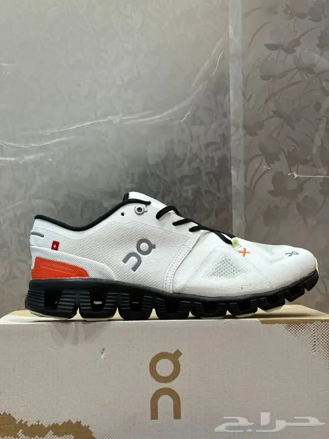 شوزات اون رونق ونيو بلانس 92