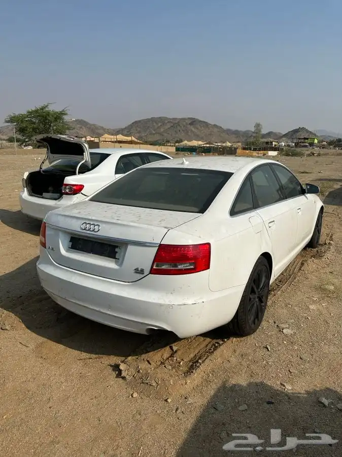قطع غيار تشليح اودي اي 6 موديل 2008 - 2010 3