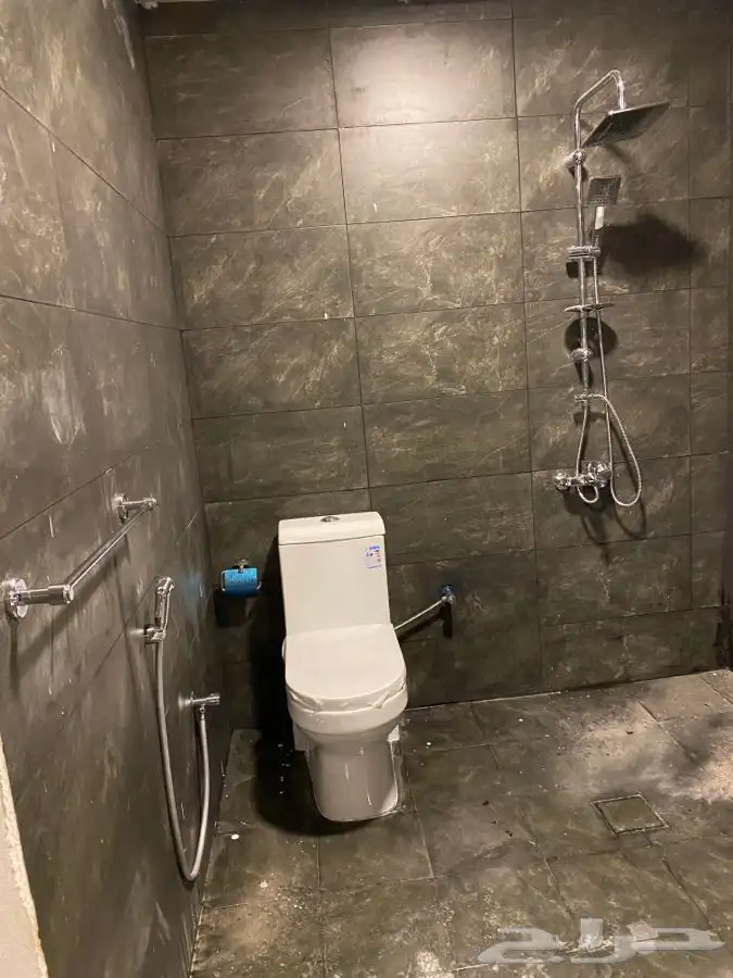 سباك مصري موجود سياره 7