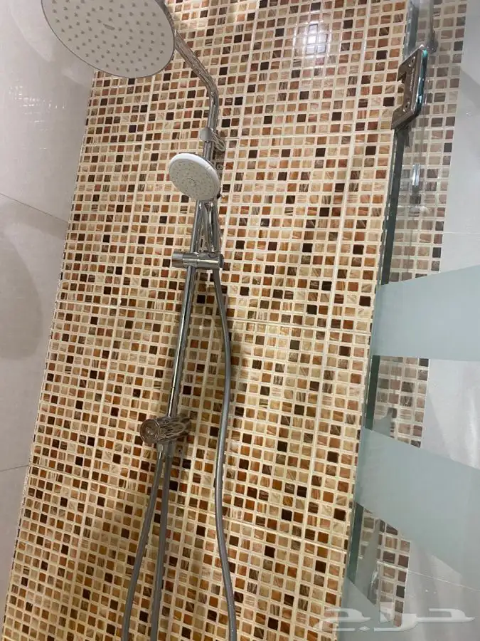 سباك مصري موجود سياره 4