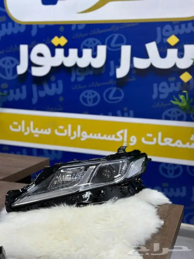شمعات كامري مصدومه موديل 2020 اصلي وكاله 1