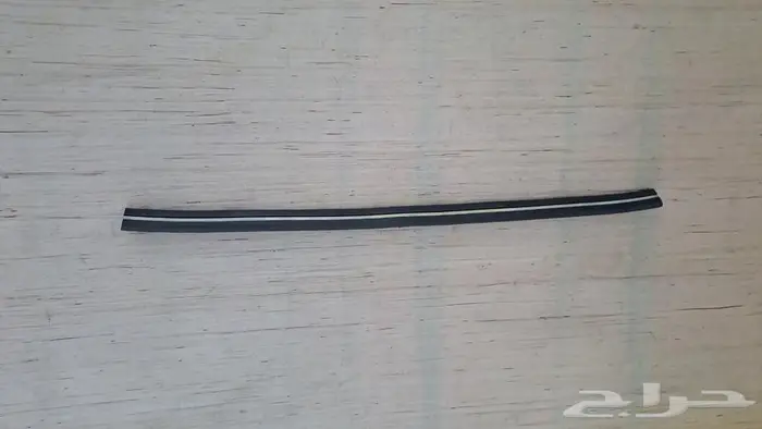 جلدة صدام أمامي وسط كابرس 75_76 اصلي جي ام 0