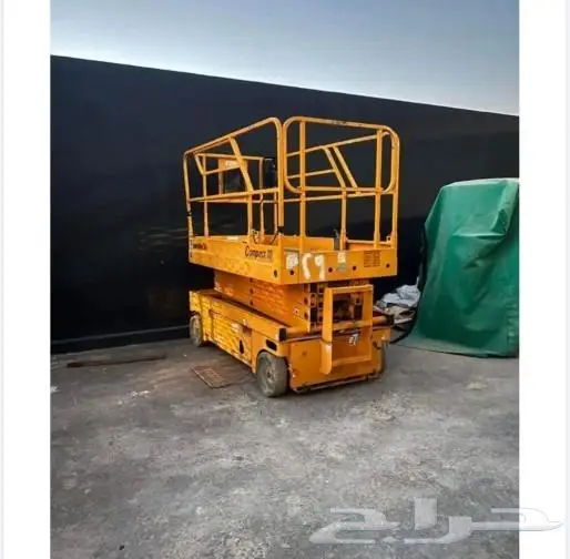 رافعة شوكية (فوركلفت) forklift للإيجار بجميع المقاسات 3