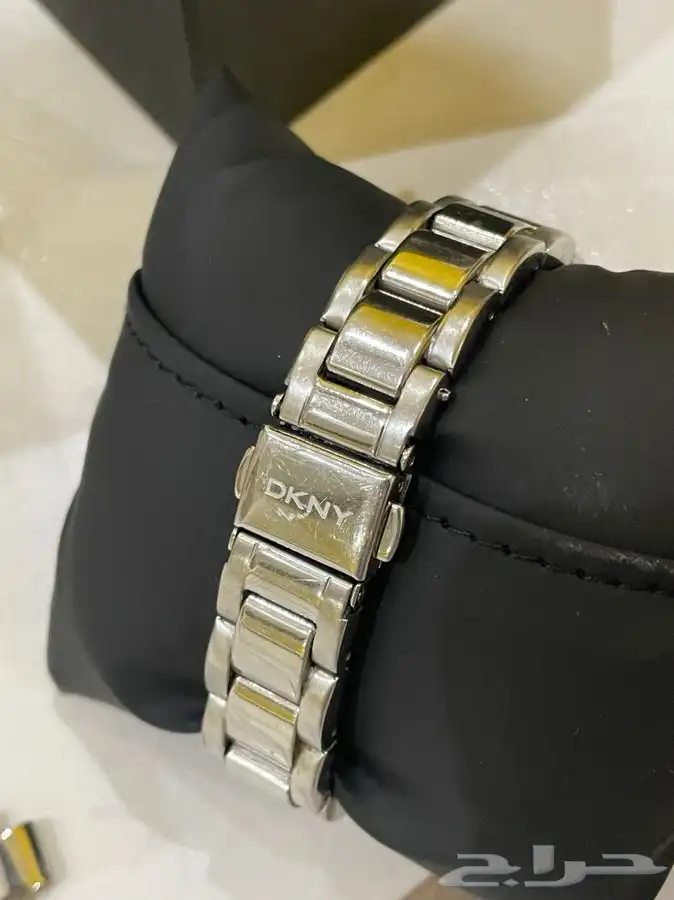 ساعة ماركة دكني اصلية 5