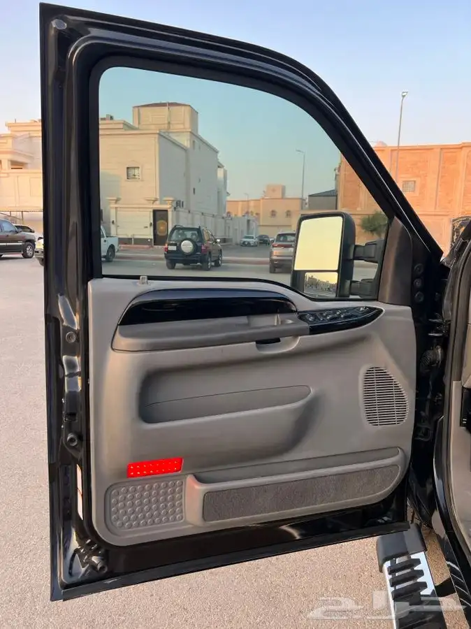 فورت اكسكيرجن  ترهيم  وتجديد جميع الواجهات والداخلية 94