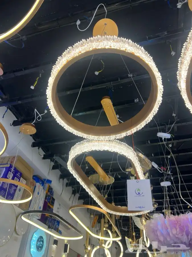 نجف ثريات 71