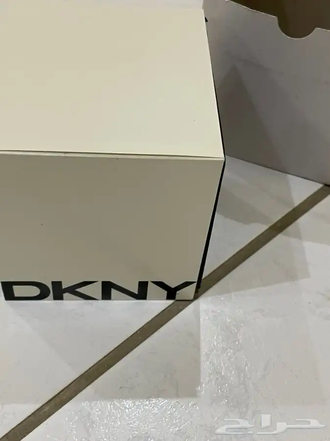 ساعة ماركة دكني اصلية 2