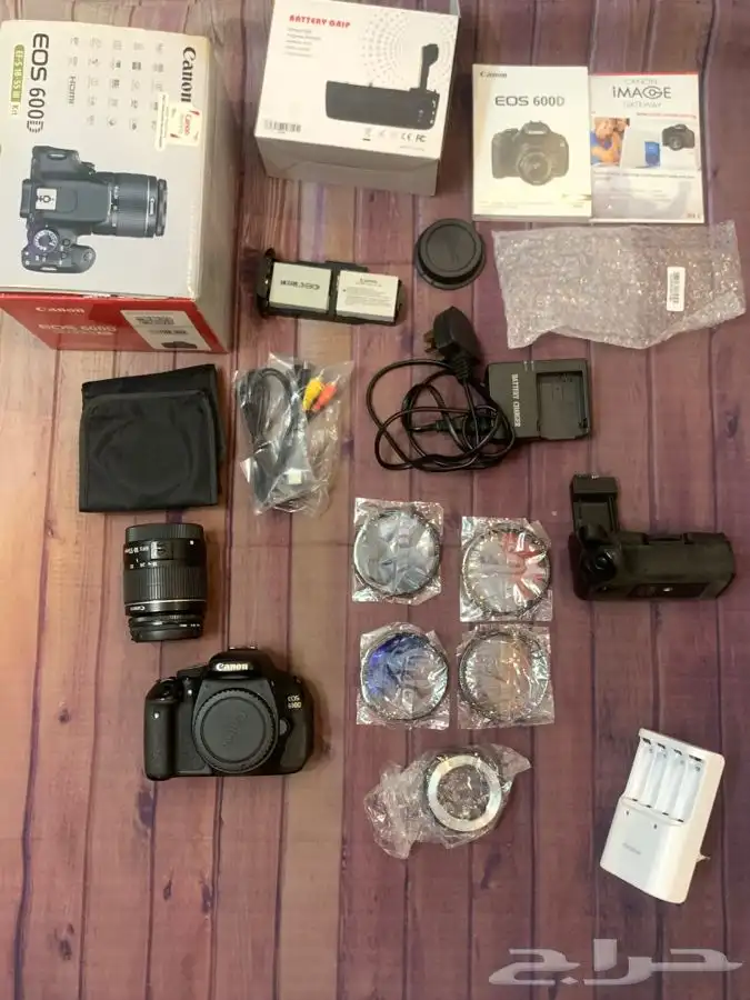 كاميرا كانون D600 مع اكسسوارات 0
