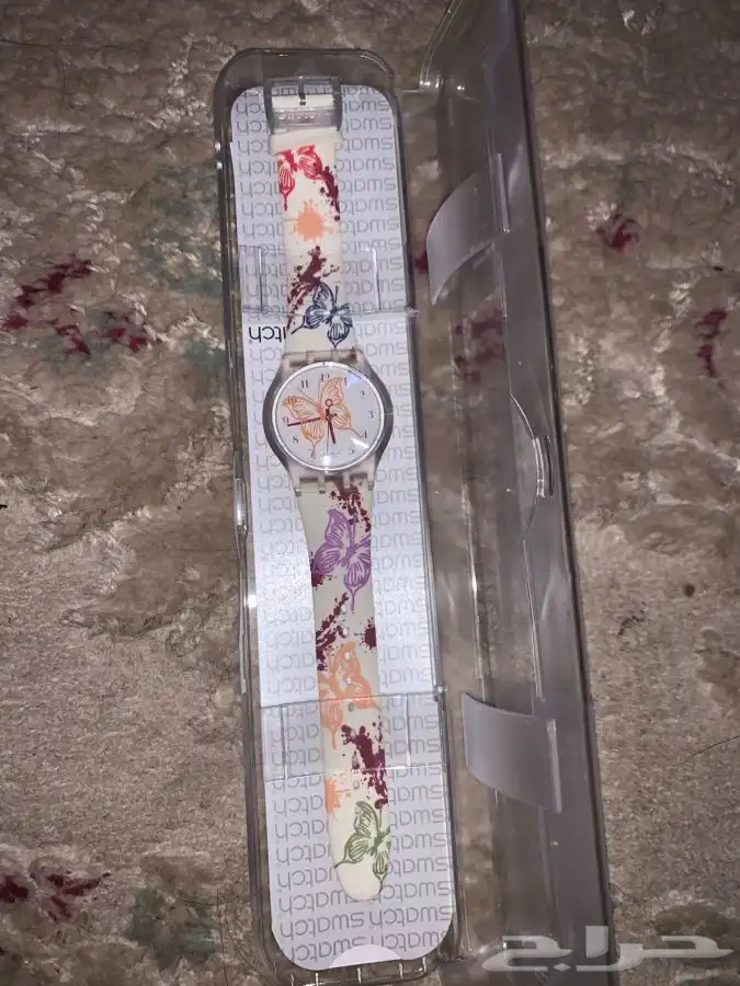 ساعة بنات. SWATCH 0