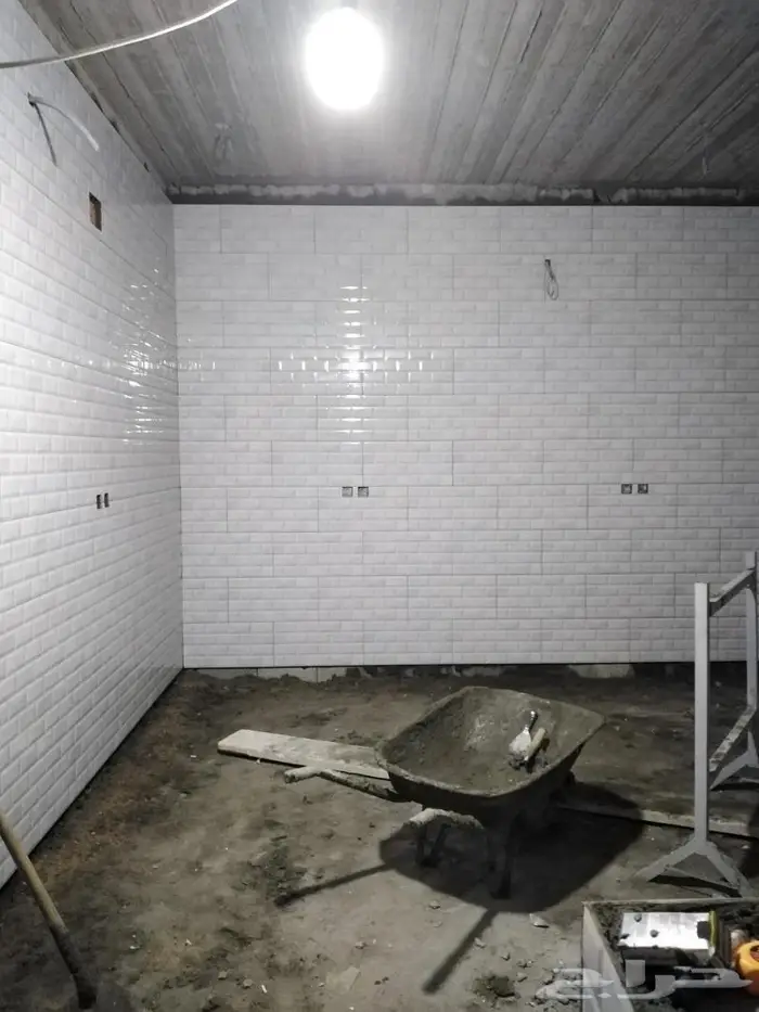 لدينا مبلطين ومليسين ونجارين وسباكين كل مهن المقاولات الأخرى 22