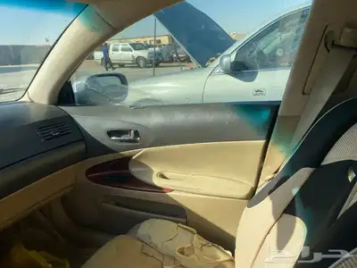قطع غيار لكزس GS300 موديل 2007 9