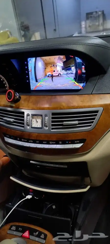 شاشة مرسيدس s350 موديل 2006 3
