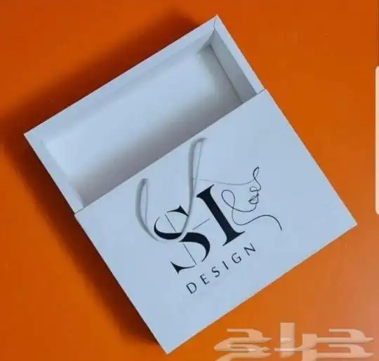 طباعة كروت طباعة فواتير طباعة استكر لاصق لوغو جلد لوغو قماش 9