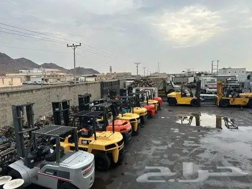للبيع رافعات شوكية جميع الأحجام 8