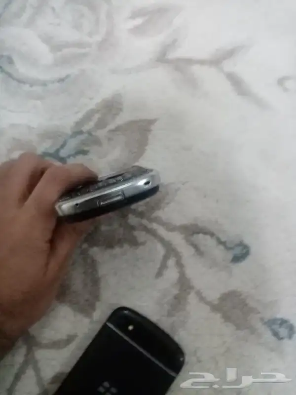 بلاك بيري بولد و Q10 نظيفه 4