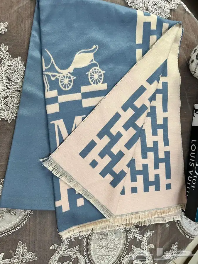 اسكارفات شالات جميع الماركات جوده عاليه نسائيه ورجاليه 64