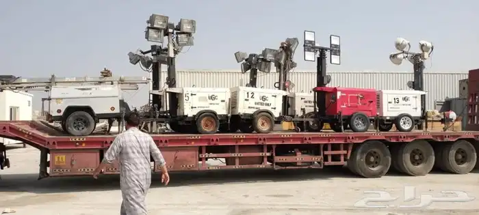 لتاجير مولدات وكشافات generator and tower light Air compres 8