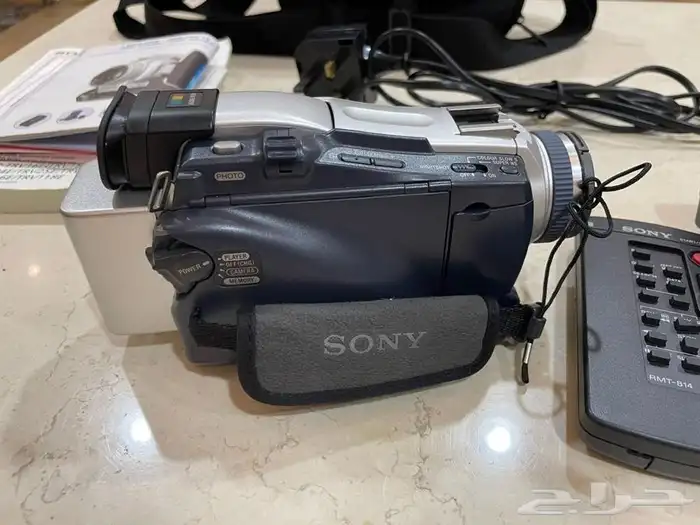 (تم البيع) كاميرا فيديو سوني شريط ميني دي في mini dv 2