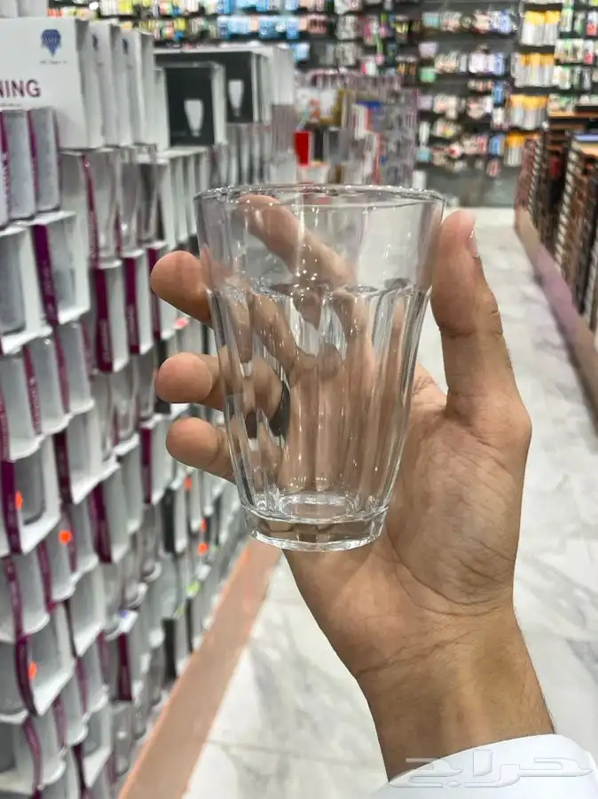 اكواب زجاج للبيع بالجمله   . 0