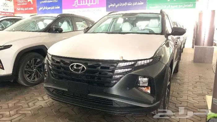 هيونداي توسان سمارت 1.6سقف اسود و عادي 2024 1