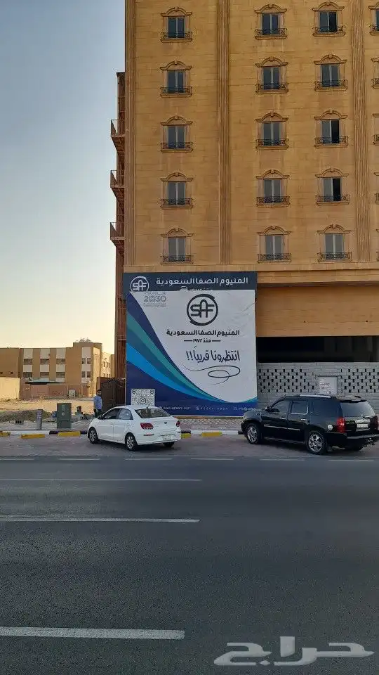 طباعه وتركيب الاستيكر واللوحات الإعلان 10