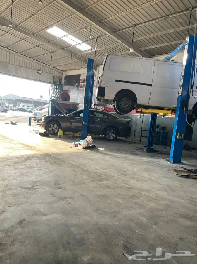 مركز مطارق لصيانه جميع انواع السيارات 4