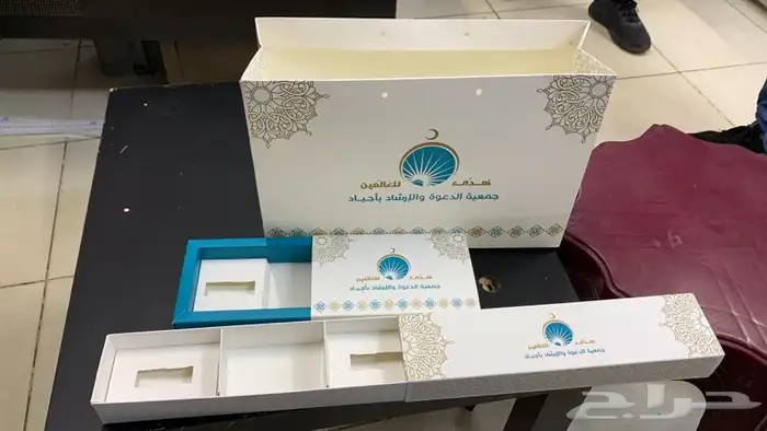 طباعة ستكر بوكسات علب عود اكياس عبايات ورق تعليف ليبل قماش 1
