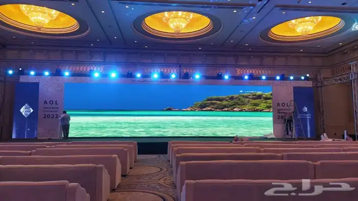 شاشات للايجار 6