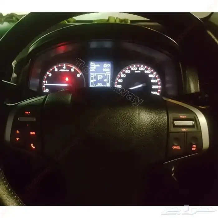 مثبت سرعة أسود ايسوزو ISUZU 2
