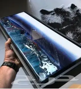 رسم يدوي لوحات فنيه مودرن محميه بطبقه ريزاين زجاجية 5