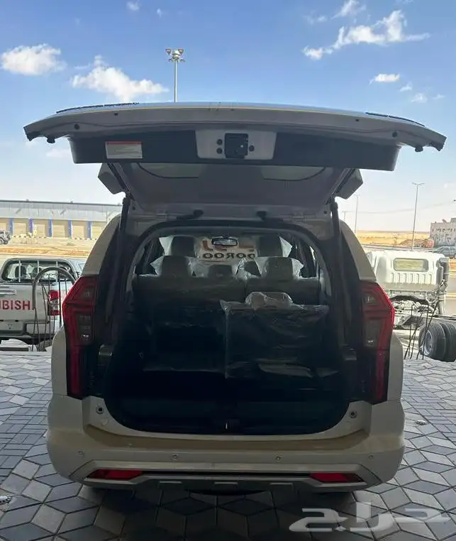 ميتسوبيشي منتيرو 2023دبل ديزل سبورت العيسائي 2